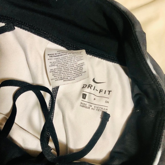 Nike Dri-Fit leggings - Picture 3 of 5